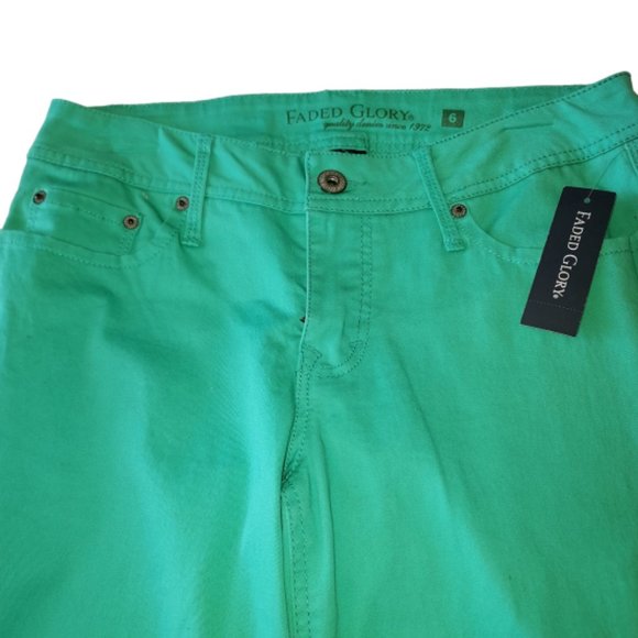 Faded Glory Green Turquoise Denim Capri Size 6 NWT - Picture 2 of 5